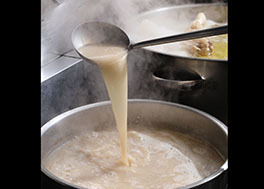 熊野牛ラーメン　楽（らく）のサブ写真1
